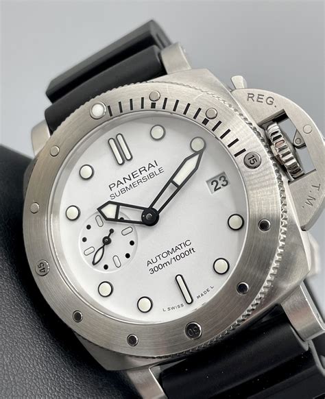 panerai submersible 42mm white dial